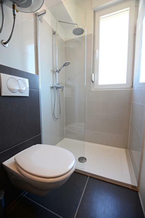 Nora Rooms Zadar Buitenkant foto
